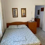Manuel 1 Apartman *