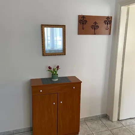 Manuel 1 Apartment *