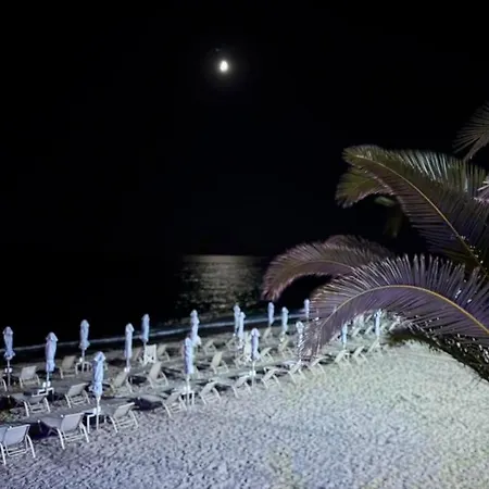 Manuel 1 Apartment Nea Kallikrateia