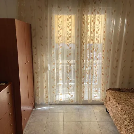 Manuel 1 * Nea Kallikrateia