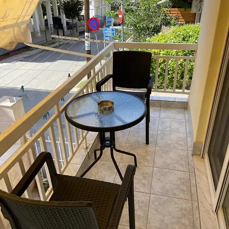 Manuel 1 * Nea Kallikrateia