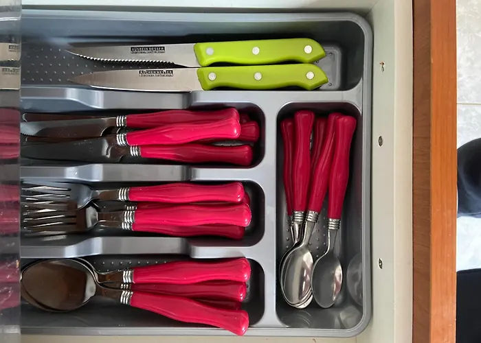 Manuel 1 Nea Kallikrateia